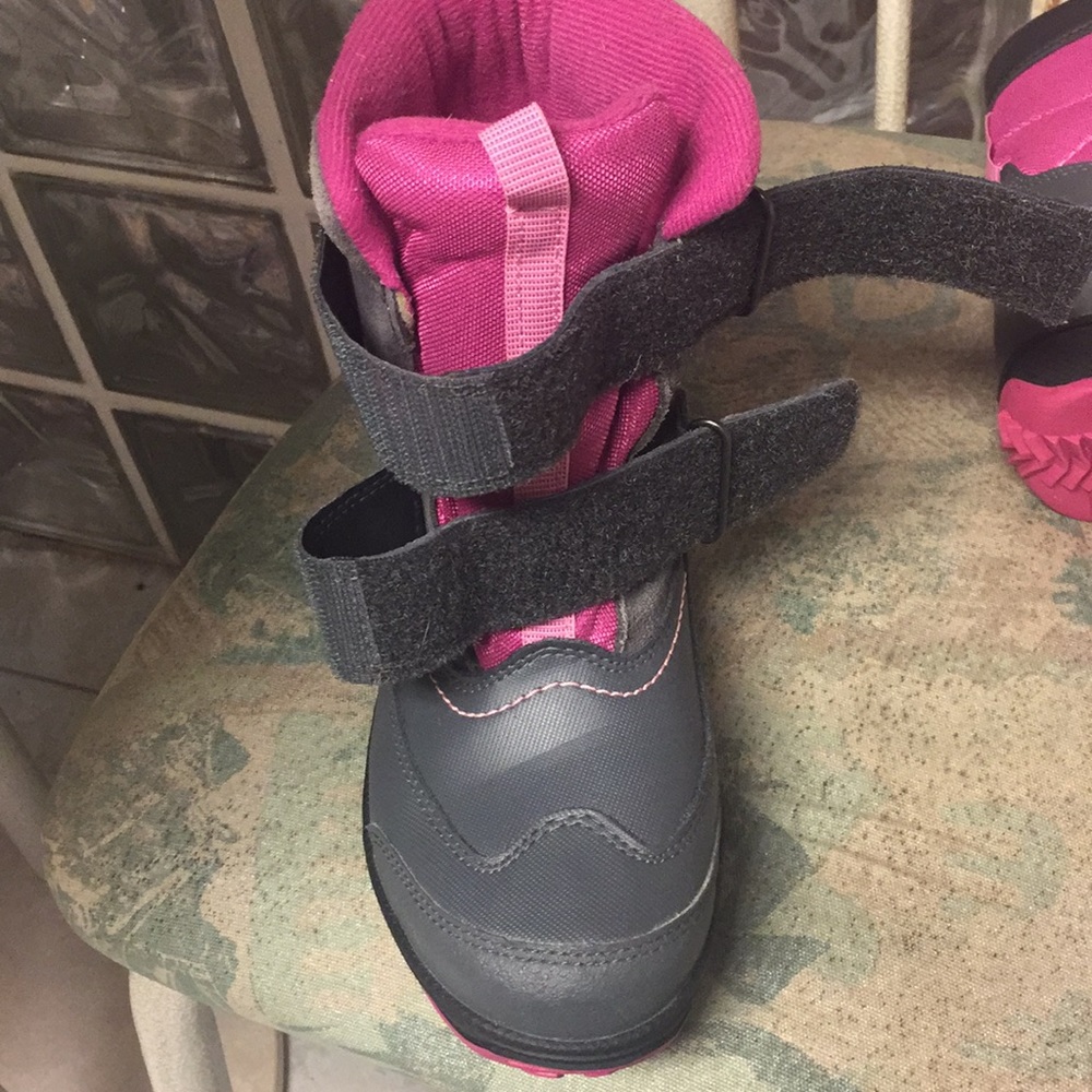 Boots - Picture 5 of 6